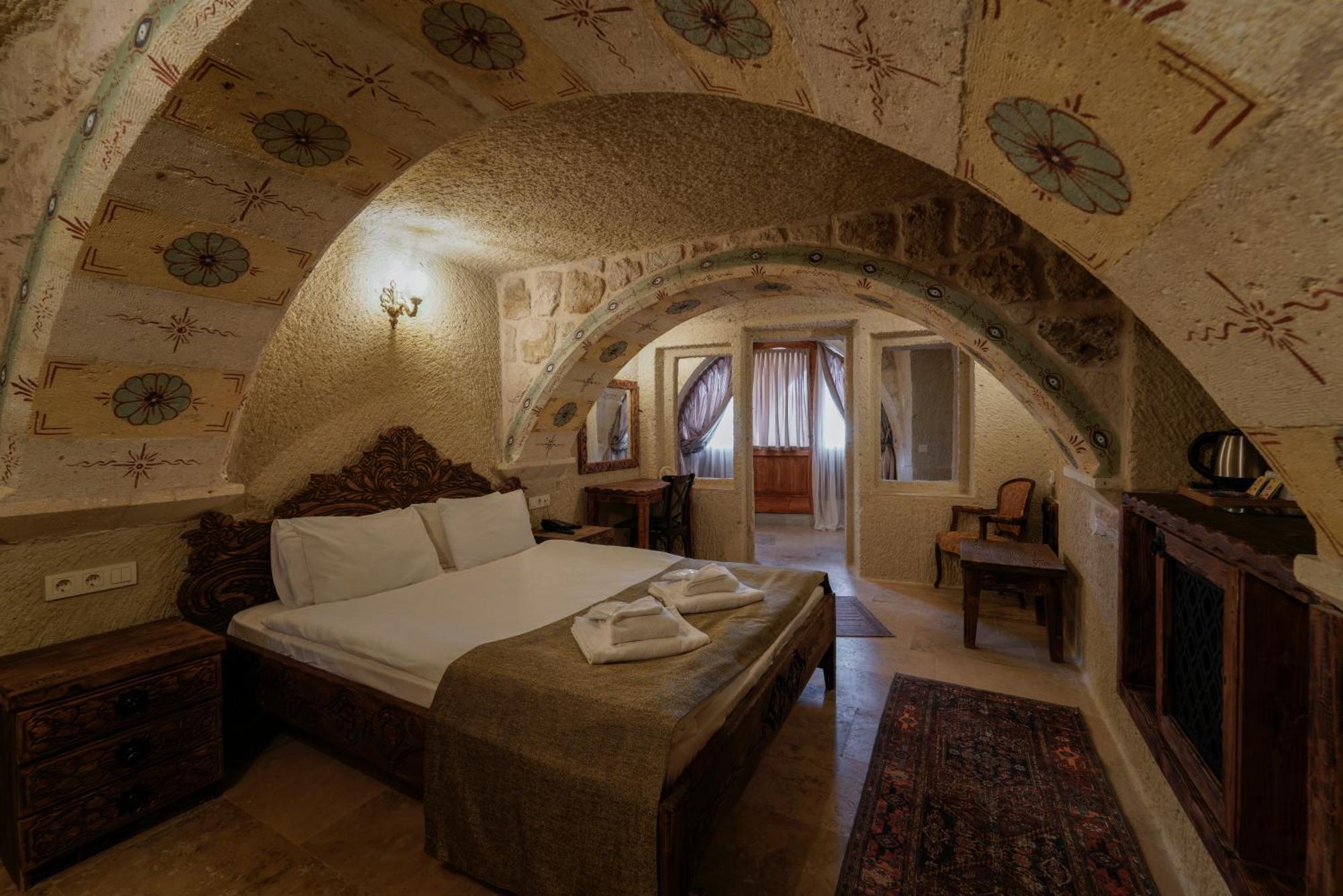 Capp Royal Cave Hotel Ürgüp Exterior foto